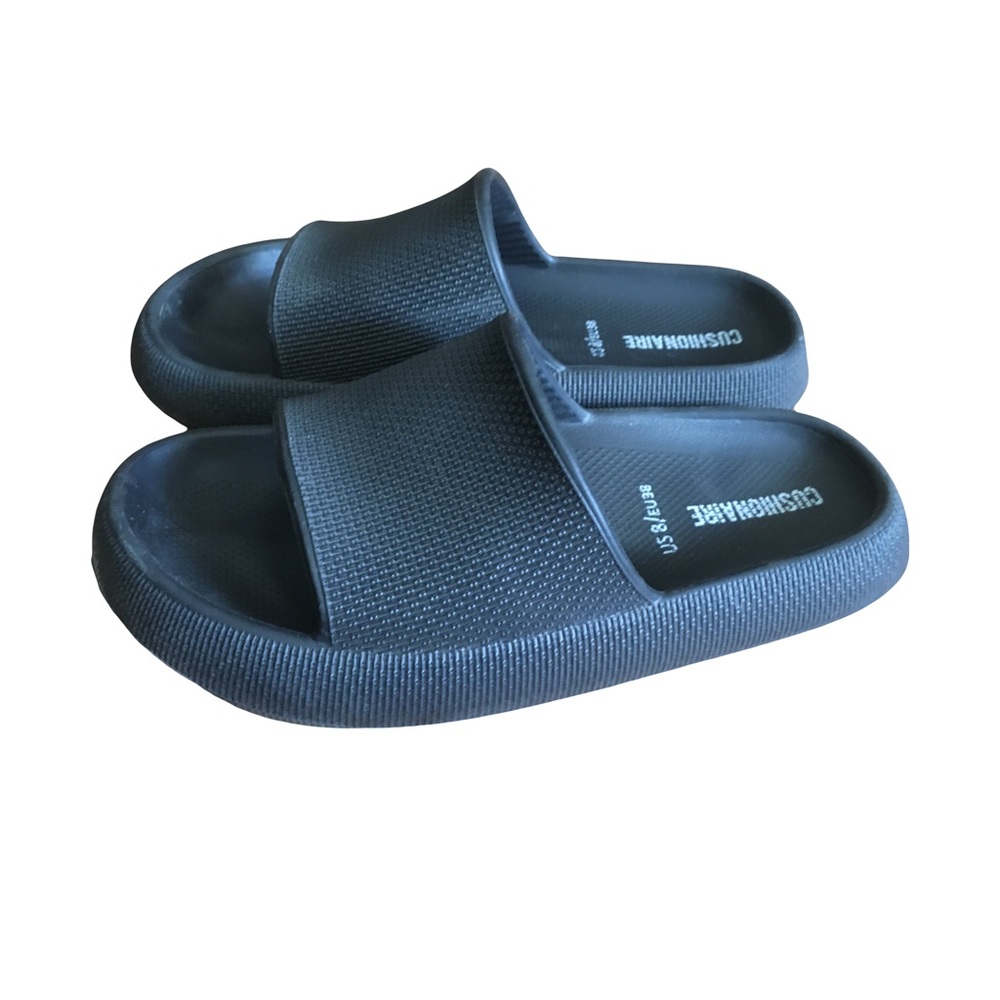 Cushionaire slides - size 8 (fit snug)